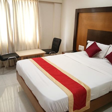 Hlv Grand Inn Bengaluru Kültér fotó