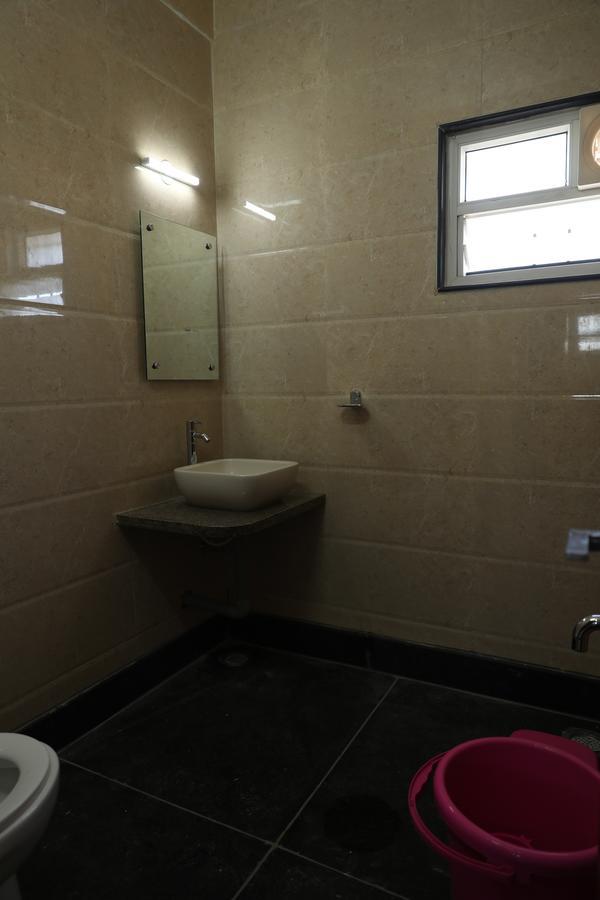 Hlv Grand Inn Bengaluru Kültér fotó