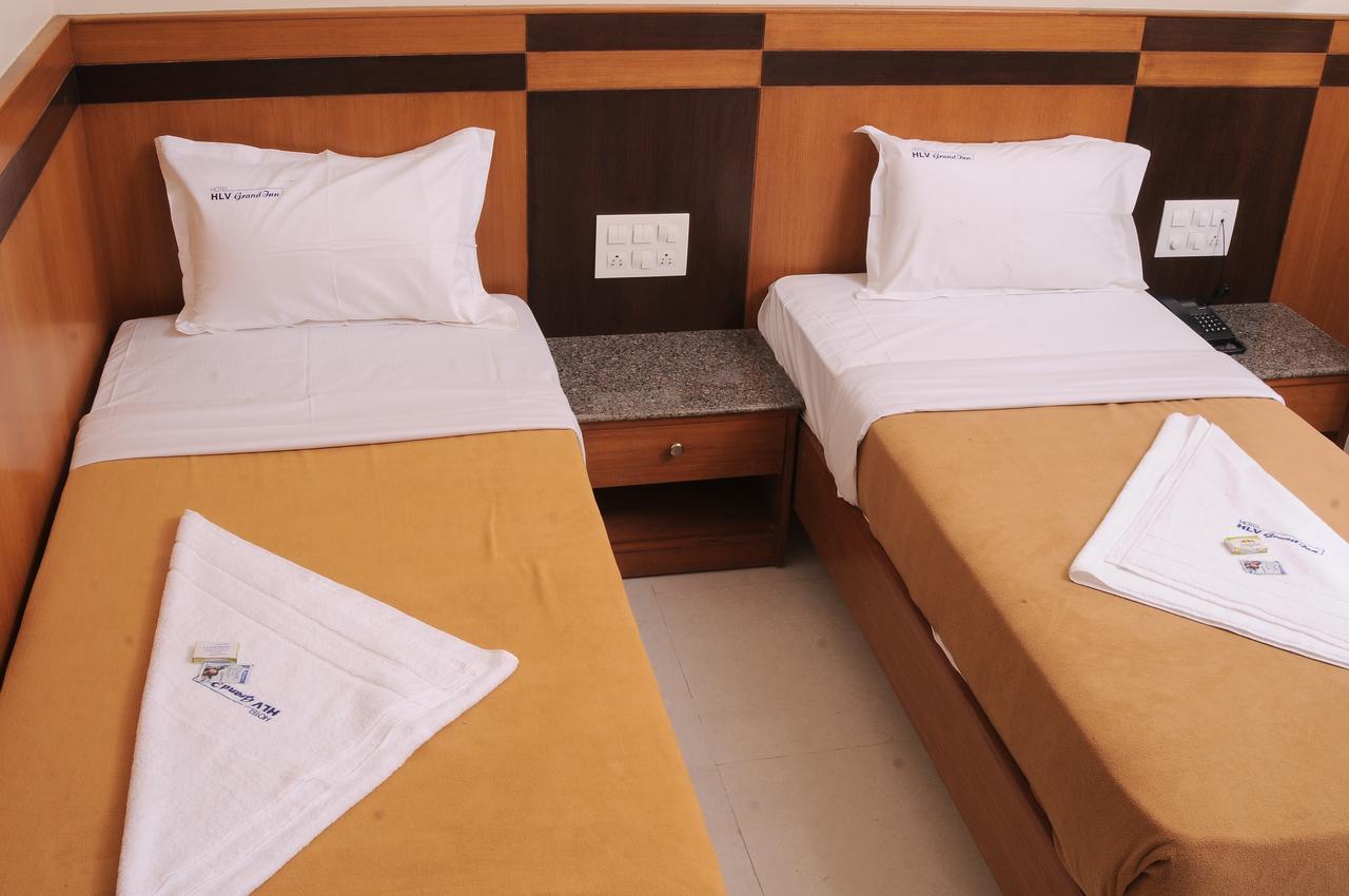 Hlv Grand Inn Bengaluru Kültér fotó