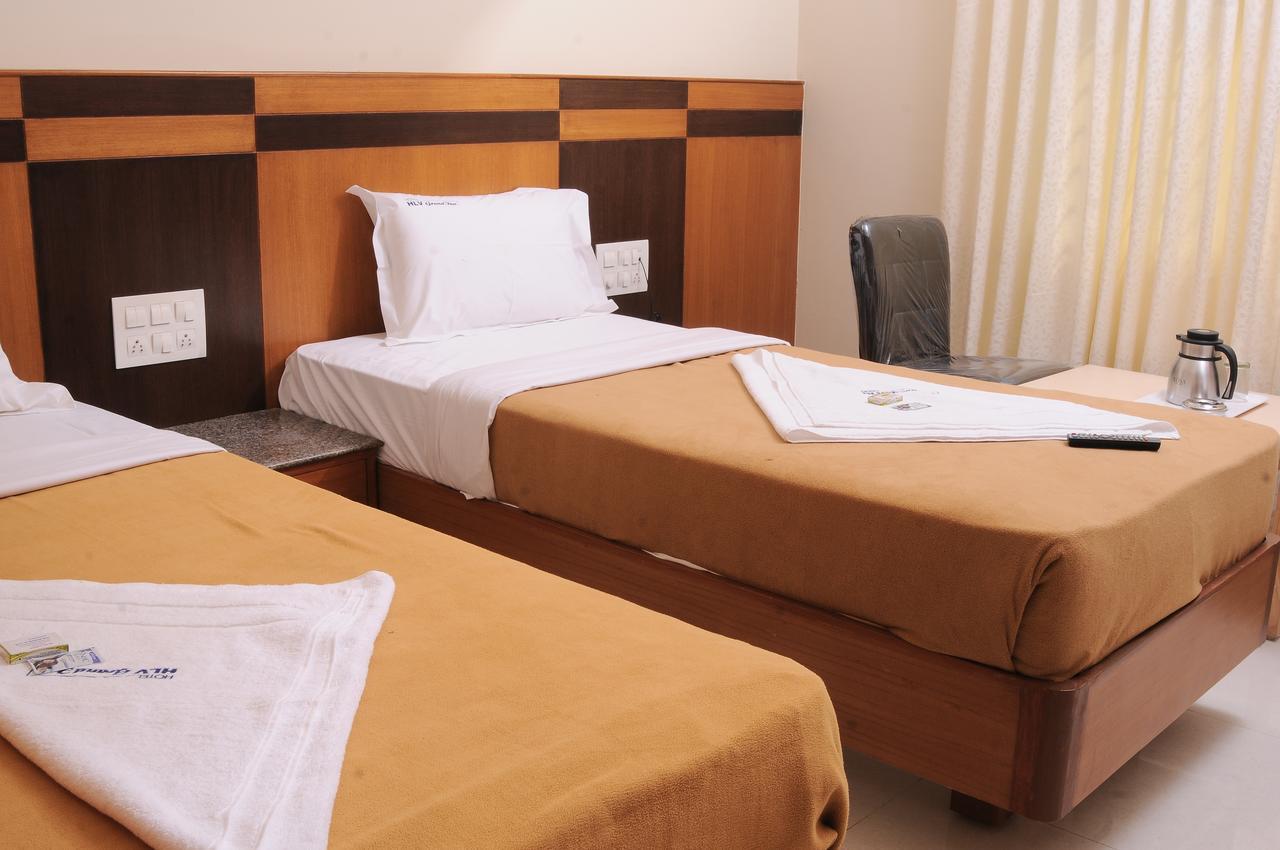Hlv Grand Inn Bengaluru Kültér fotó