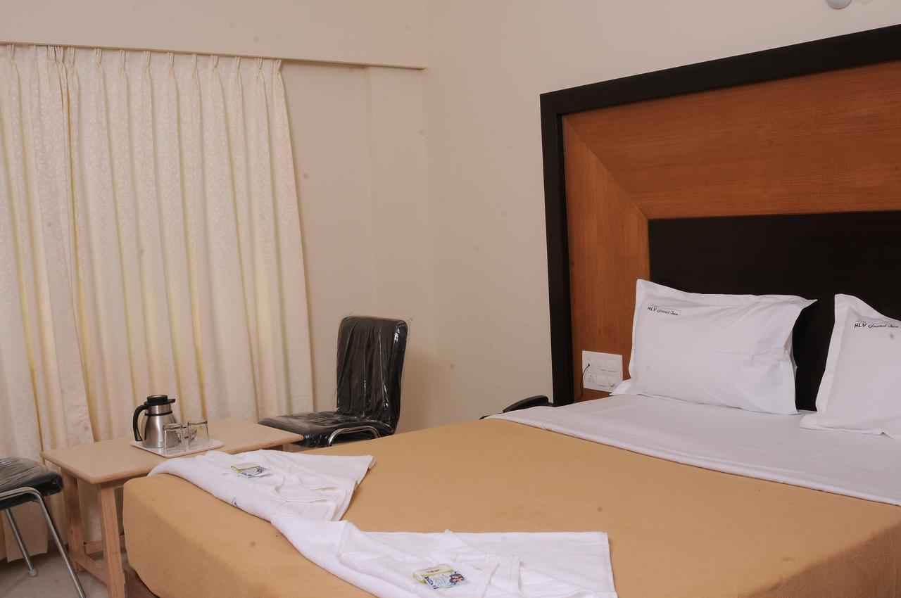 Hlv Grand Inn Bengaluru Kültér fotó