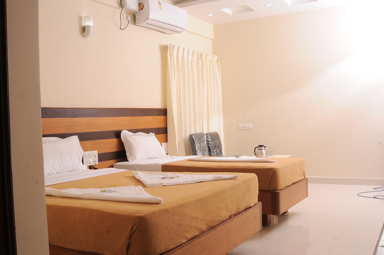 Hlv Grand Inn Bengaluru Kültér fotó