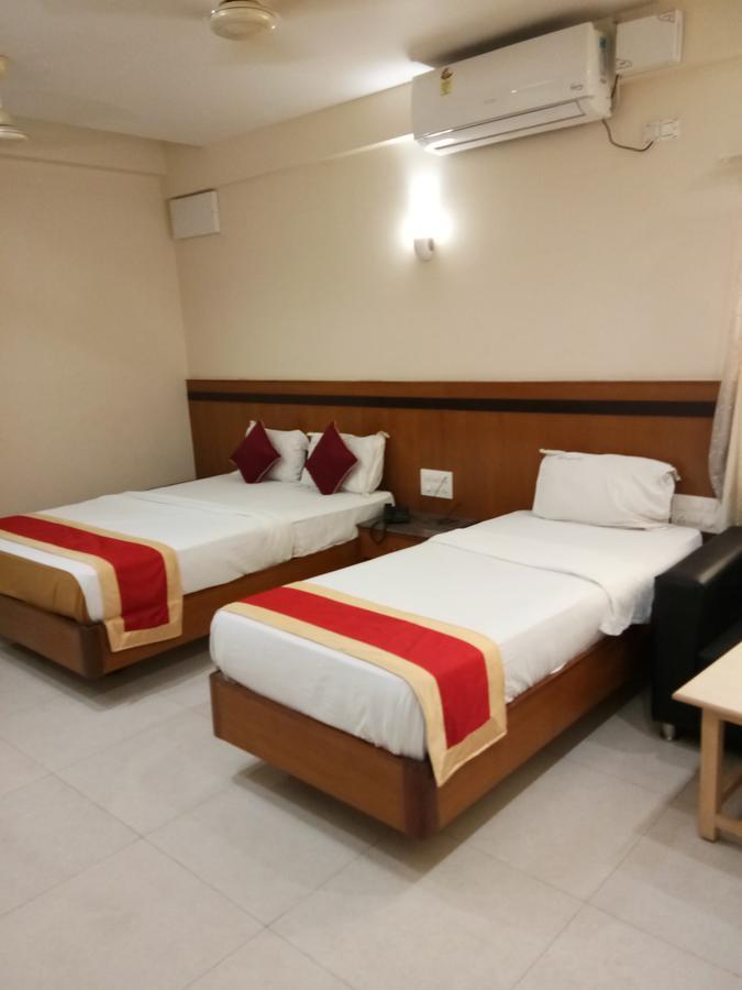 Hlv Grand Inn Bengaluru Kültér fotó