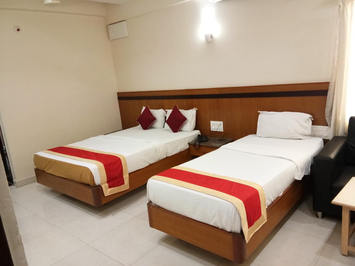 Hlv Grand Inn Bengaluru Kültér fotó