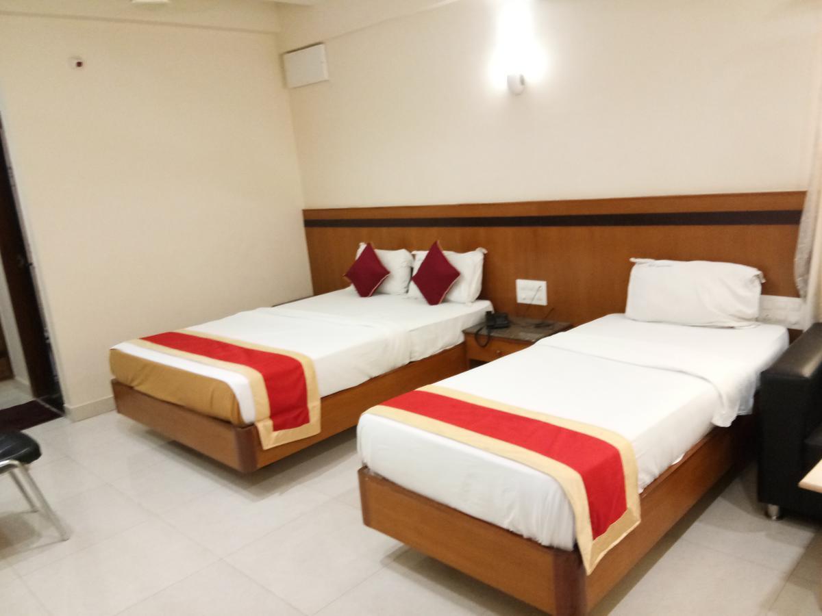 Hlv Grand Inn Bengaluru Kültér fotó